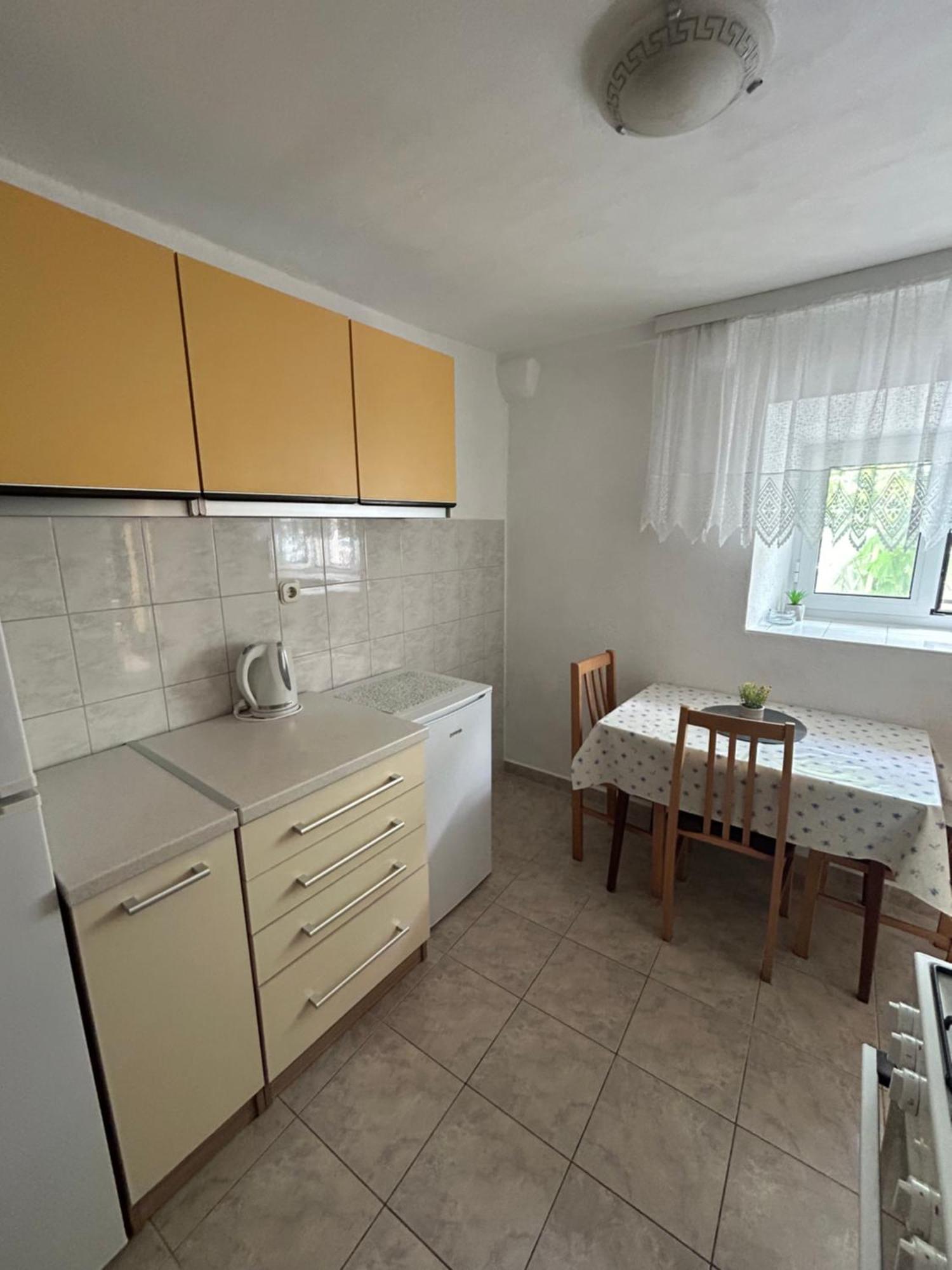 Sobe Gorana Hotel Živogošće Екстериор снимка
